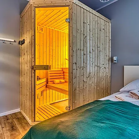 Malachit Osada Gorska Z Prywatna Sauna - 5d شقة شكلارسكا بوريبا